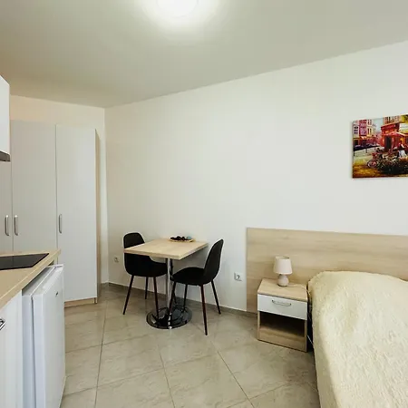 Horizon 11 'б' * Свети Влас