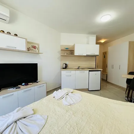 Horizon 11 'б' Апартамент *